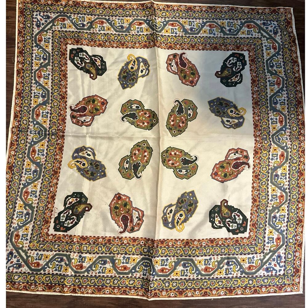Vintage Echo Scarf Women's One Size Chinon Silk Geometric Print Square Scarf